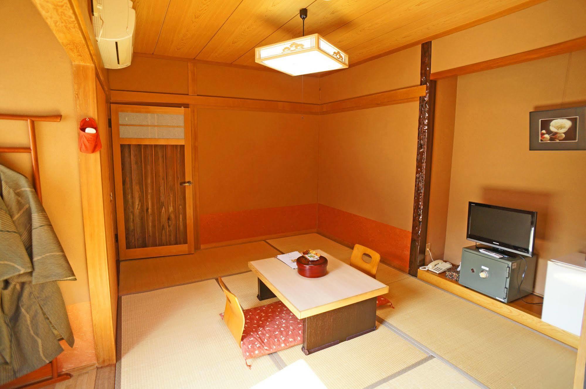 温泉宿ban屋 由布市 外观 照片